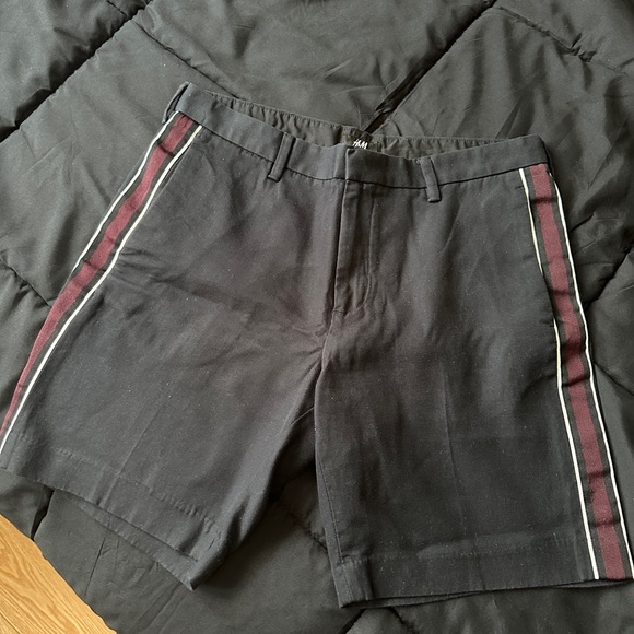 H&M Black Shorts with Burgundy and White Stripes - Picture 1 of 4